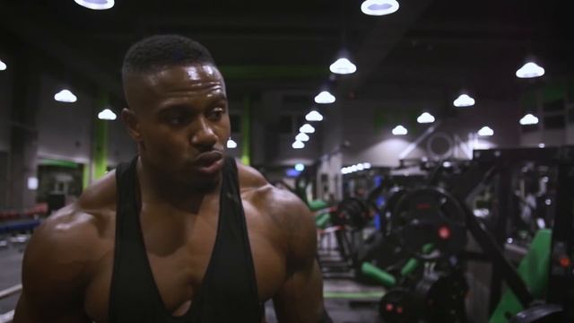 GET BIG SHOULDERS - Simeon Panda