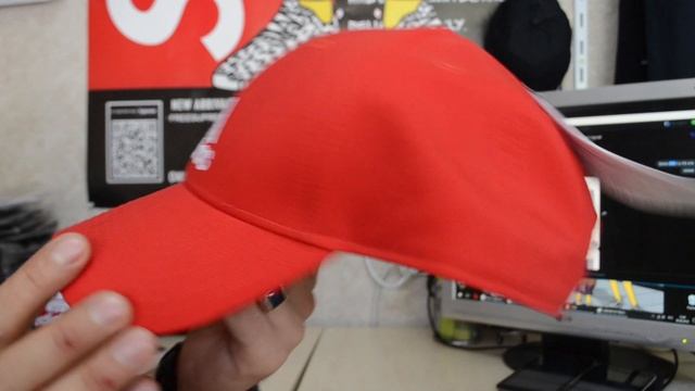 Отличная бейсболка Adidas на осень