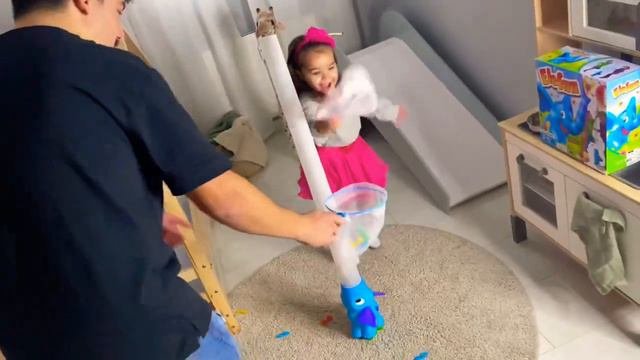 Elefun Game | Sara Und Papa Spielen Elefun | Sara And Papa Play Elefun