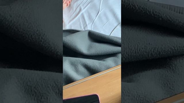 Встретил эти милые глазки ?в купе /поезд дорога