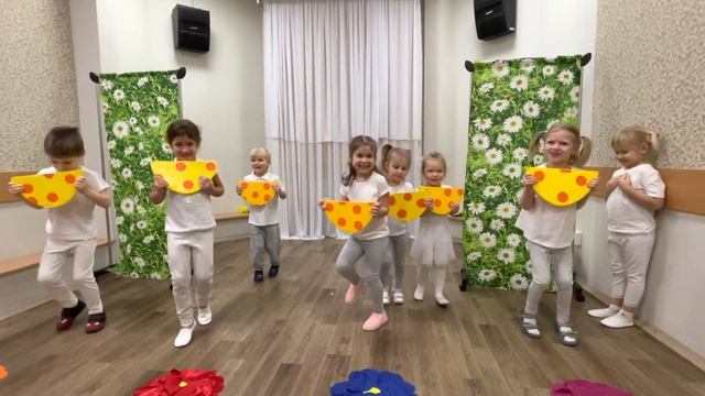 Театральное выступление «Кто сказал Мяу»