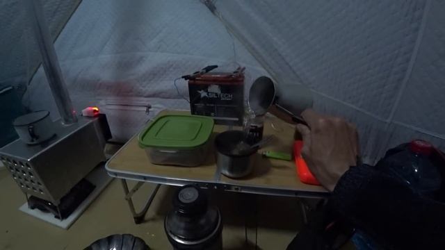 НЕ ждал ТАКОГО!!!! Зимняя рыбалка на леща и ...линя!