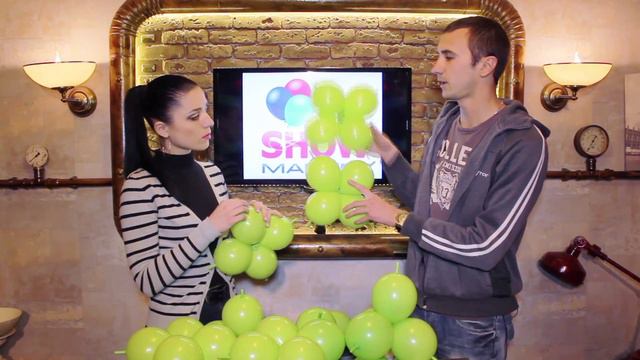 Буква из шаров "H" (Balloon letter H)