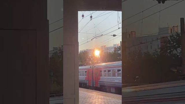Очередные зацеперы на станции 
"Бирюлёво-Товарная" в Москве испытывают судьбу