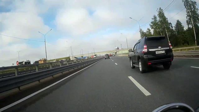 В пятницу на работу на мотоцикле.