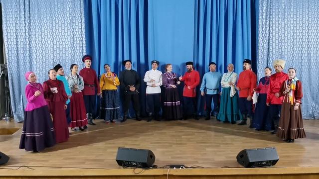 "Ставр" песни: "Где летал ворон" и "У попова рундука"