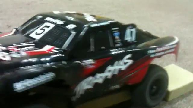 Traxxas Slash 4x4 Ultimate (indoor crawling and bashing) part 2