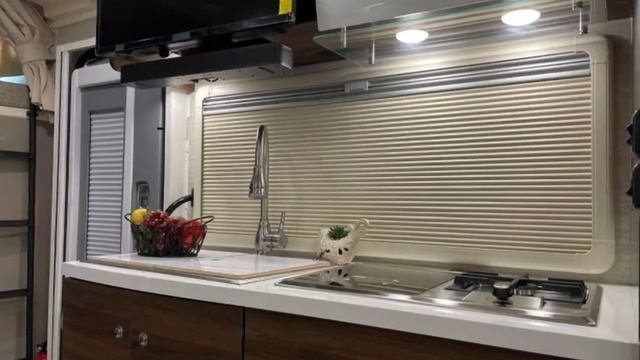 2023 Winnebago Navion 24J Full Wall Slide Diesel Generator Mercedes Turbo Diesel Full Body Paint