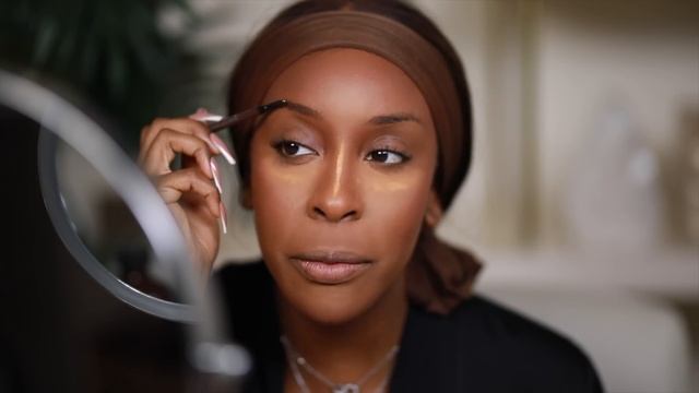 What The Hell is SOFT GLAM MAKEUP?!