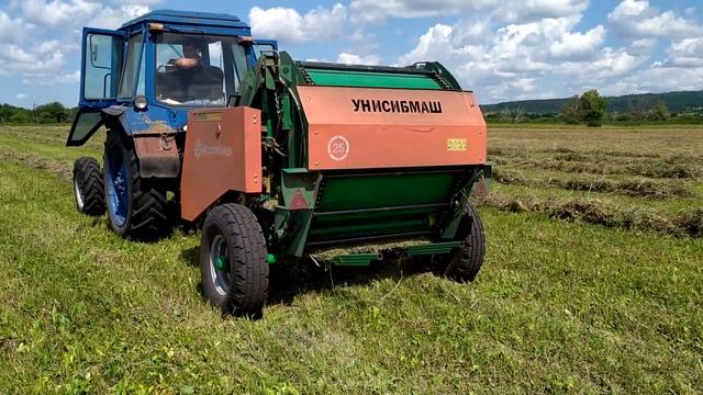 Пресс-подборщик УНИСИБМАШ ПР 110 / Рулонный прес / МТЗ 82
