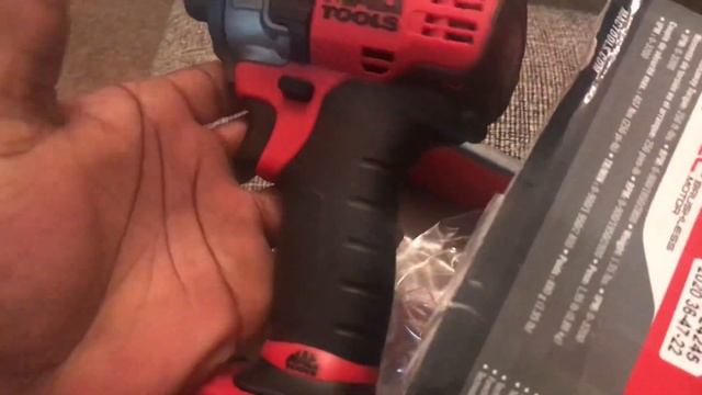 Mac tools impact driver unboxing