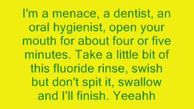 Eminem - Shake That Lyrics.flv