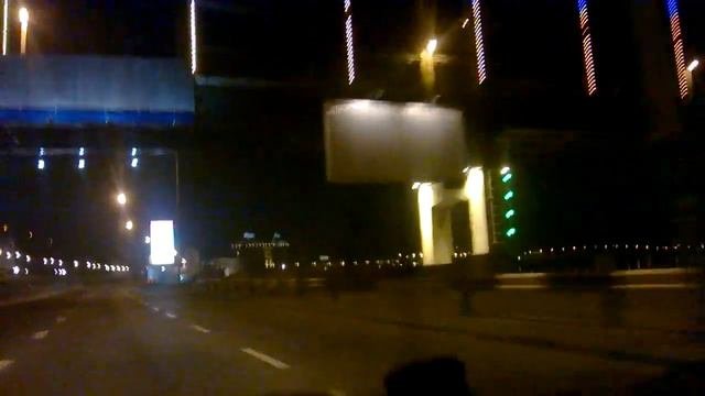Киев.Пешеходный мост. Набережное шоссе