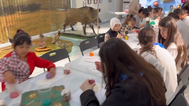 В музее «Природа Прикаспия» прошел мастер-класс по декорированию праздничных яиц