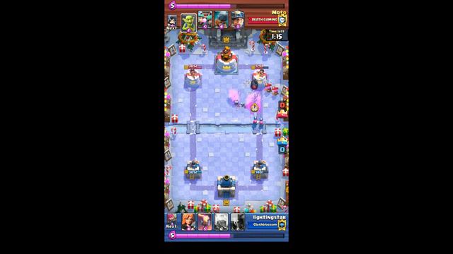 clash royale | Amazing!! fight between GIANT SKELETON and Golem  | gameplay by lighting star