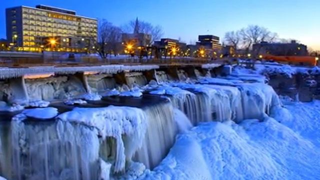 Одна из самых красивых и волшебных зимних мелодий… Послушайте! Невероятно красивая..
