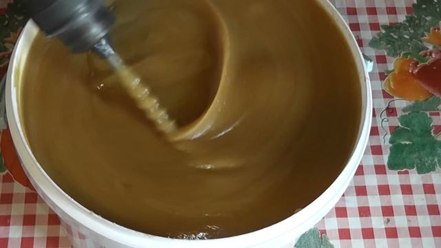 расфасовываю закристлизованный мёд
