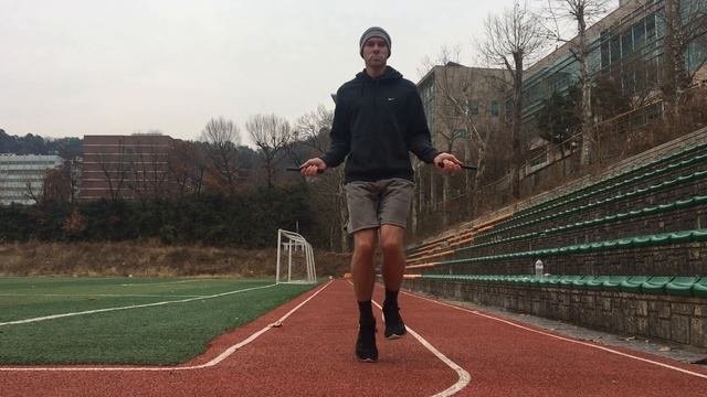 How to Jump Rope for Beginners Tip with Bruce Lee Analogy Plus Super Slow Crossovers Example