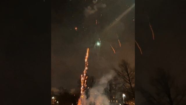 Новогодний салют