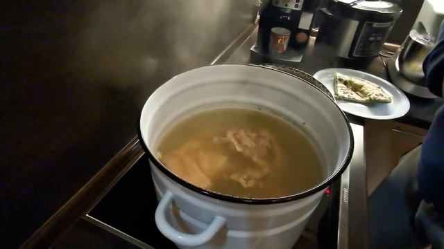 Простой и полезный холодец .