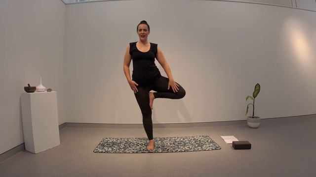 Grounding Vinyasa Flow | Yoga for Centering | Karūna Yoga and Wellness