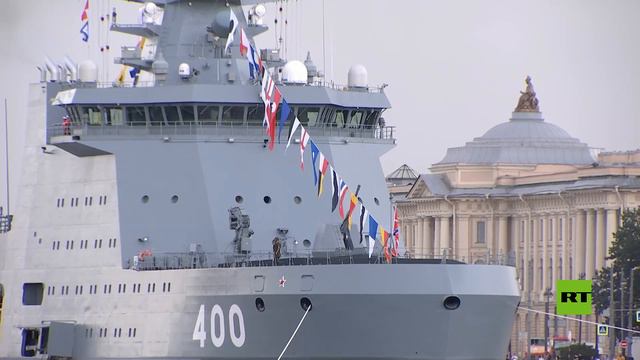 سفن حربية تصل إلى سان بطرسبرغ استعدادا ليوم البحرية