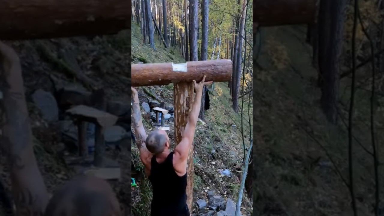 СТРОИТЕЛЬСТВО ДОМИКА У РЕКИ! SHORTS