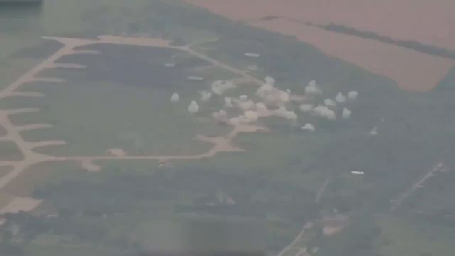 Аэродром Миргород, 2 «Искандера», кассетный и обычный. 2 СУ-27 уничтожены, 4 повреждены