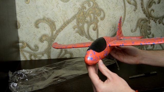 ПЕНОПЛАСТОВЫЙ САМОЛЕТ 48 СМ