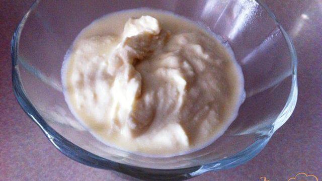 Десерт из дыни и творожного крема