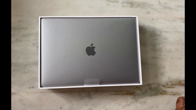 MacBook Air M1 2020 space grey Unboxing video