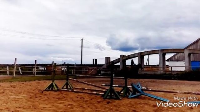 Ольденбург. Первая напрыжка под седлом.