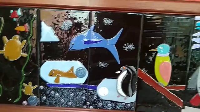 Выставка детского творчества панно из стекла 1 часть