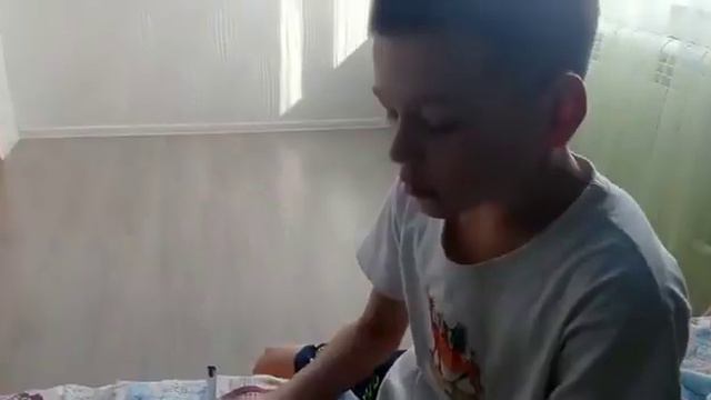 4 способы как спрятать шпаргалки от учителя