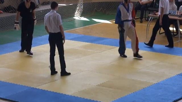 Боровицкий Евгений 1.3 ПОИНТ 18.09.15 Чемпионат и Первенство Республики Крым по кикбоксингу WAKO