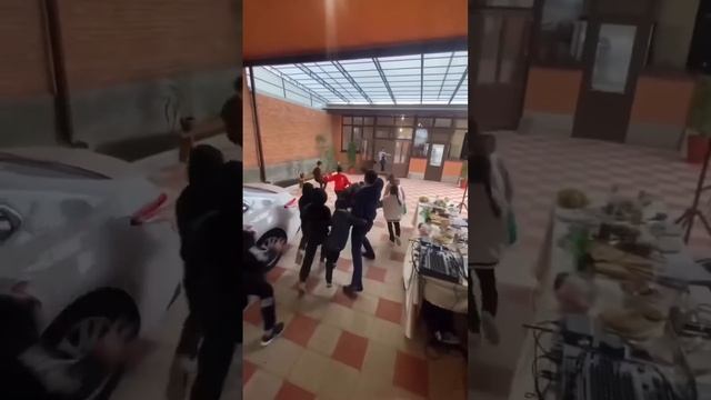 Очень изобретательный друг жениха на Осетинской свадьбе!