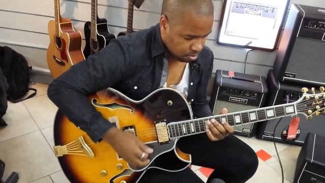 Ricardo de França- Review Guitar Samick Hollow Body  Greg Bennett