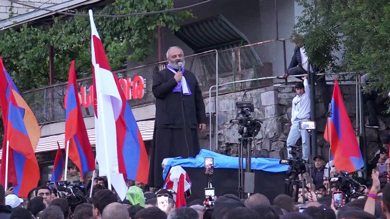 В Армении оппозиция требует отставки премьера Никола Пашиняна