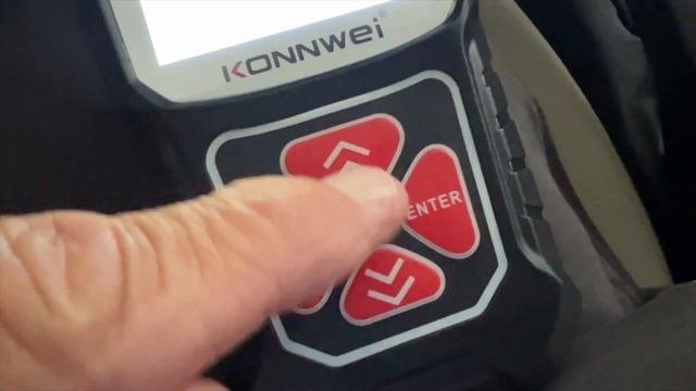 How to use the Konnwei KW310 Vehicle Engine Code Reader