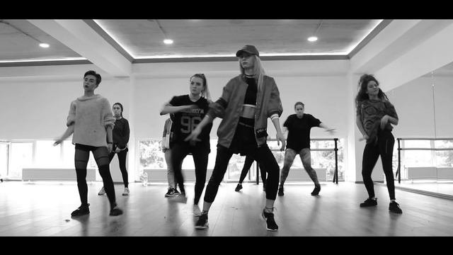 - DANCESHOT - Rodica Bucsan - Hip-hop choreo  theSPACEproject