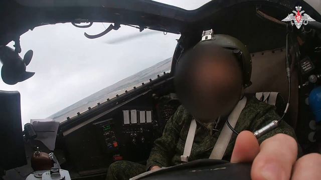 Экипажи вертолетов Ми-35 и Ка-52М поразили подразделения ВСУ на Харьковском направлении