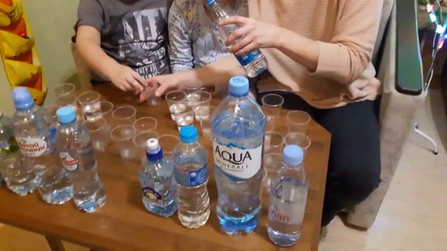 Вода-это жизнь/ Пробуем разную воду/ Вода за 100 рублей и вода за 10 рублей