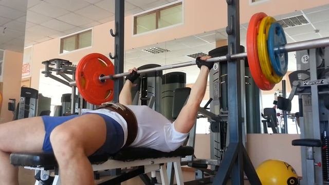 Оторвал ж..пу. 110 кг. Жим