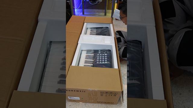 Kurzweil SP7 Grand - Whats In The Box?