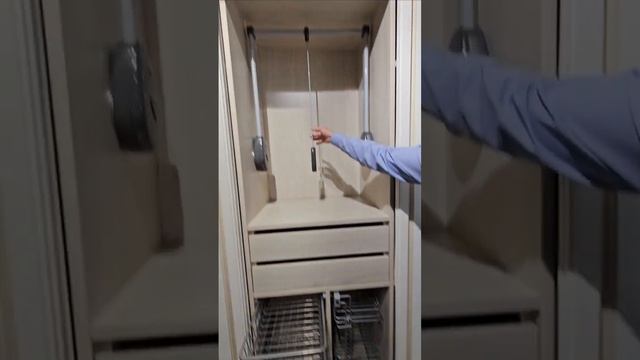 Обзор Шкаф-купе 3-х дверный Nicolle (Кухни и ванные Мария)