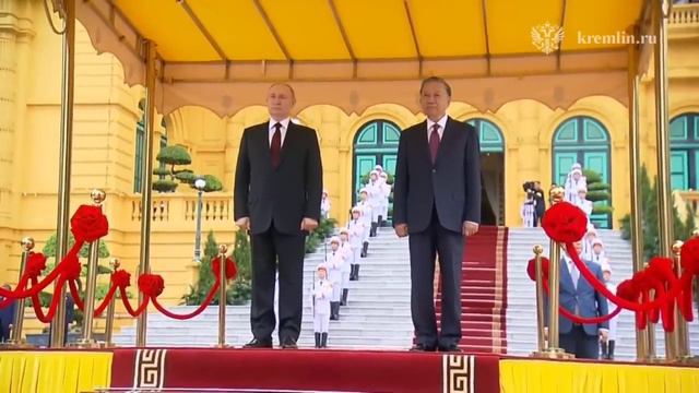 Путин во Вьетнаме_ Как его встречали