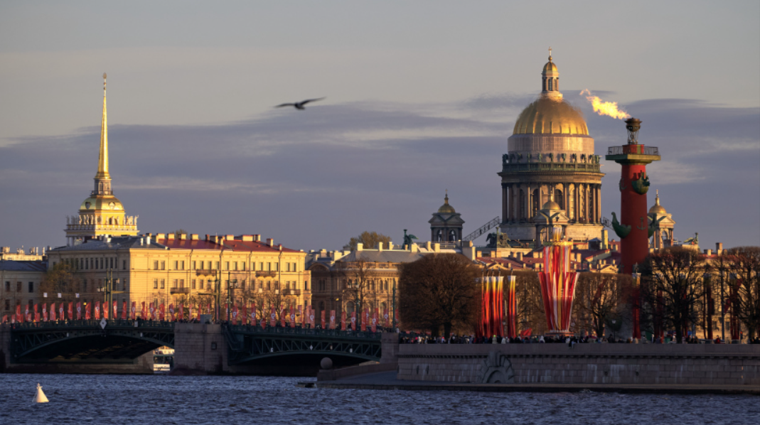 В Петербурге готовятся к 321-летию города