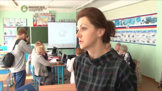 Еще 30 вологжан почтенного возраста начали постигать азы компьютерной грамотности