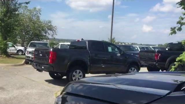 2019 Ford Ranger Lariat 2.3L in-line 4 startup full tour