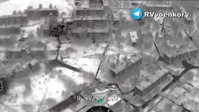 ‼️🇷🇺🏴☠️Армия России разносит позиции врага в Торецке, штурмуя город